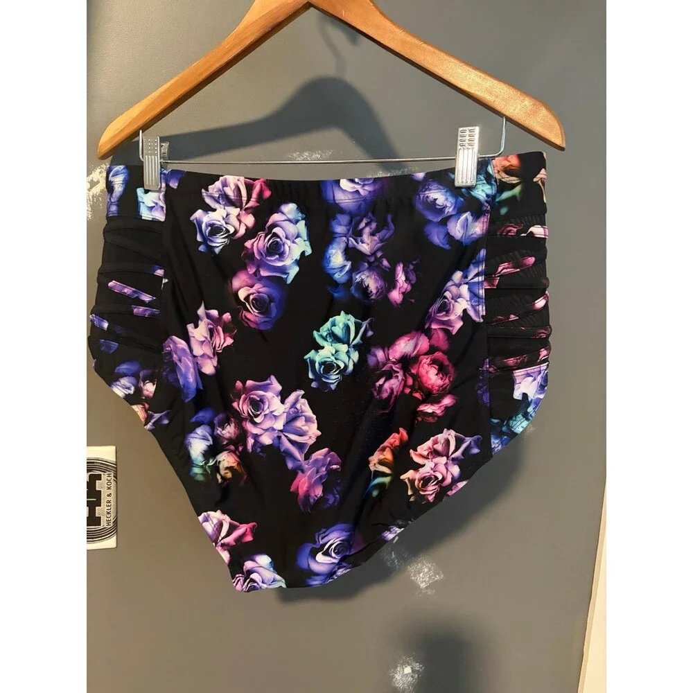 Torrid size 3 black roses floral high waist lattice side swim bottoms